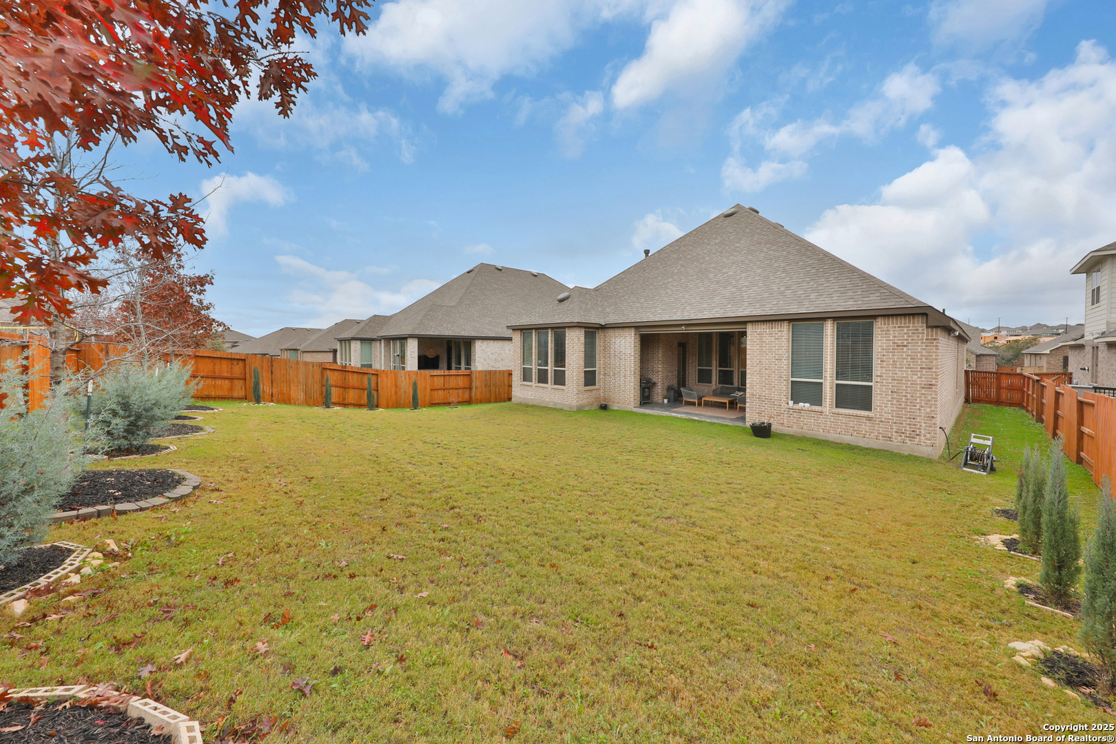 main property photo 36