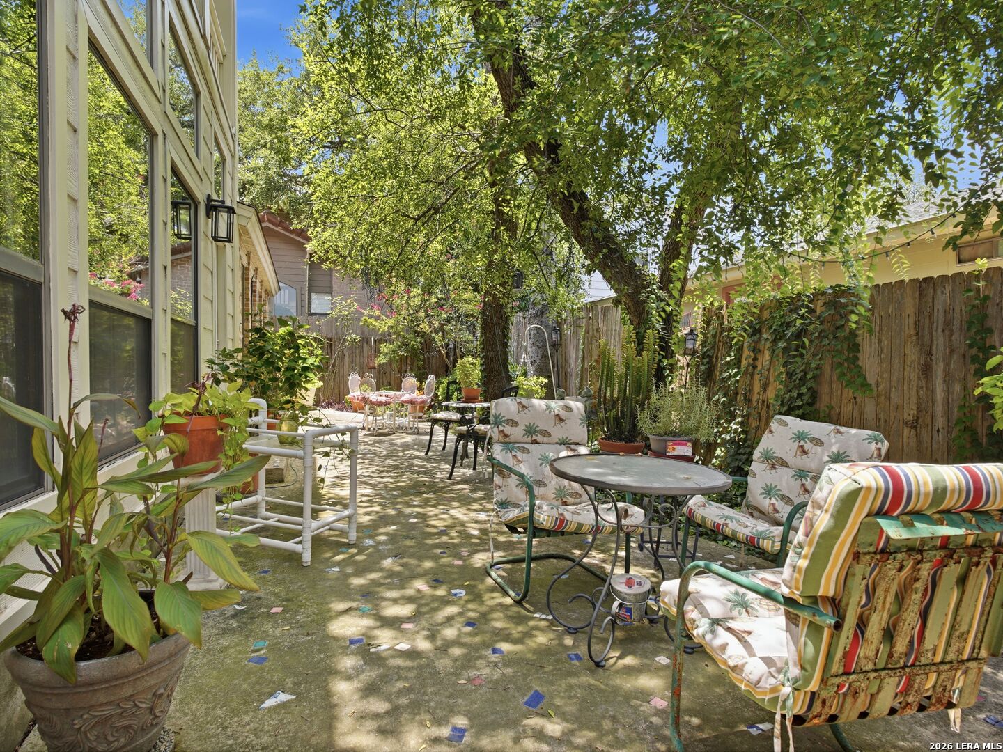 main property photo 41
