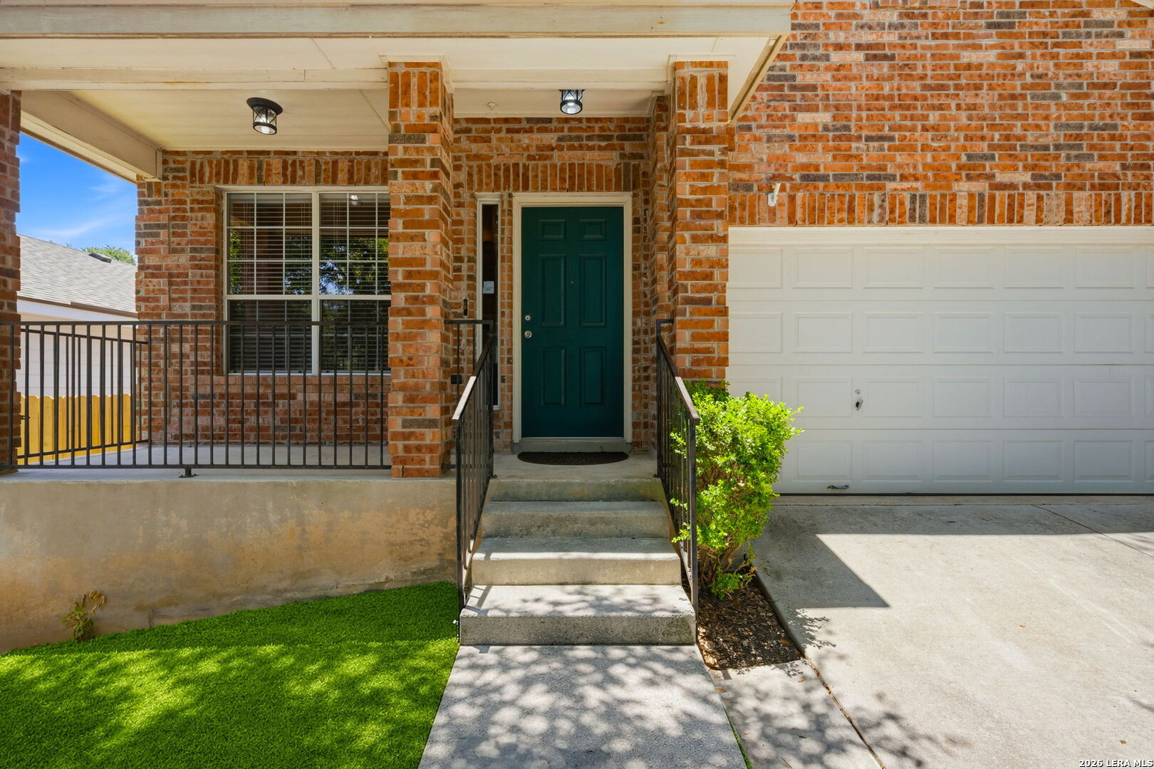 main property photo 3