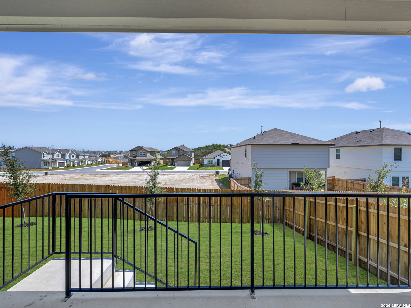 main property photo 32