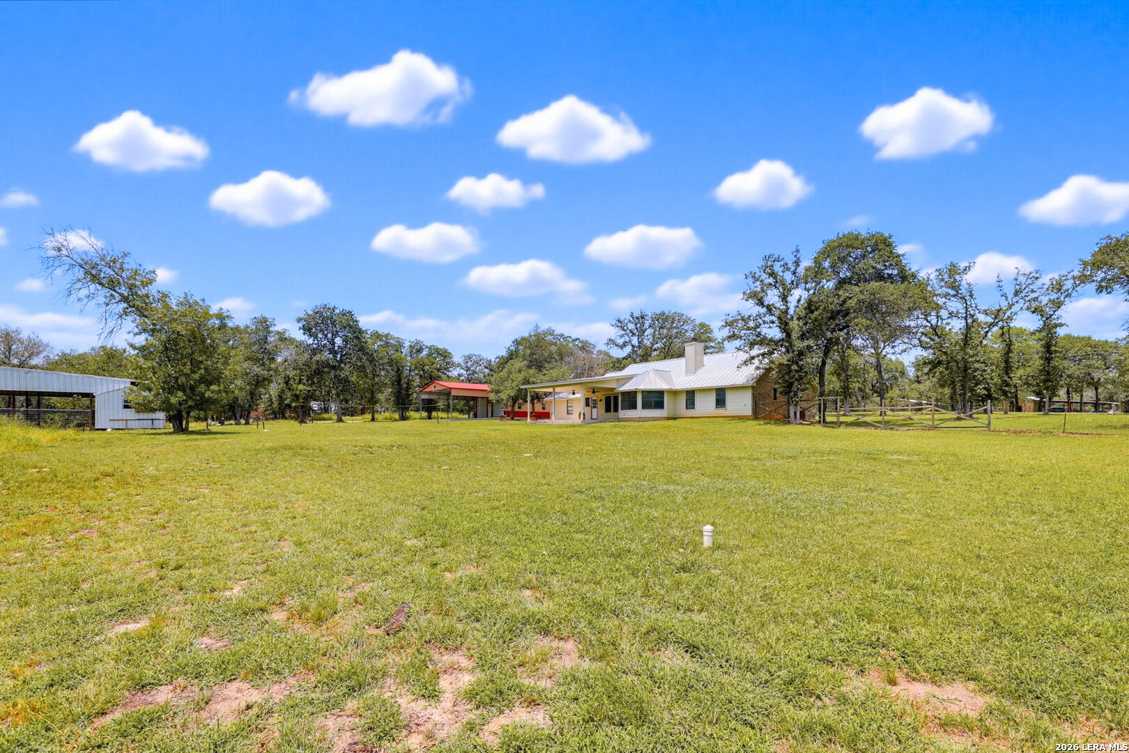 main property photo 35