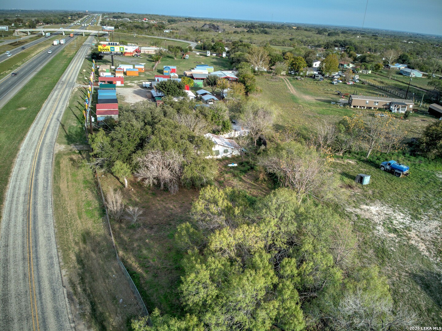 main property photo 13
