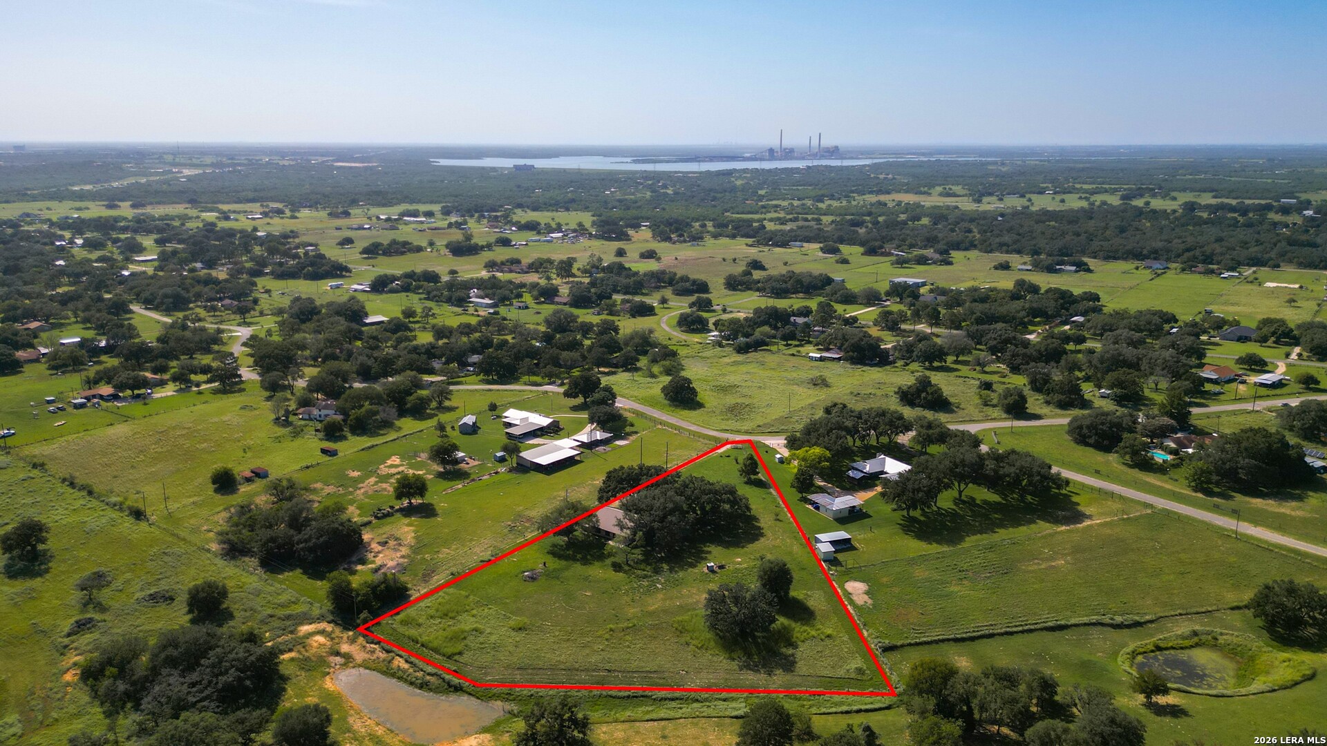 main property photo 37