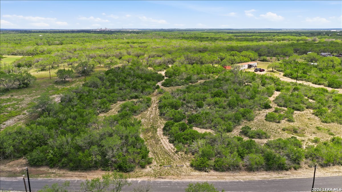 main property photo 15