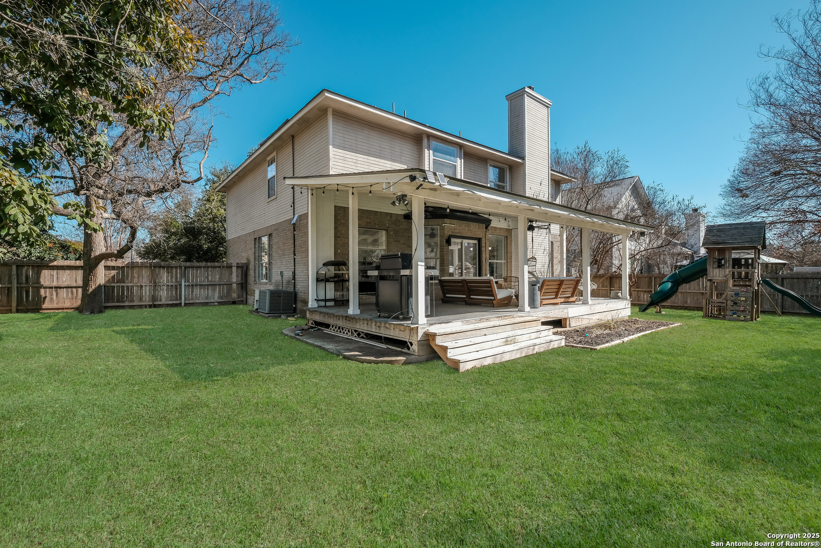 main property photo 27