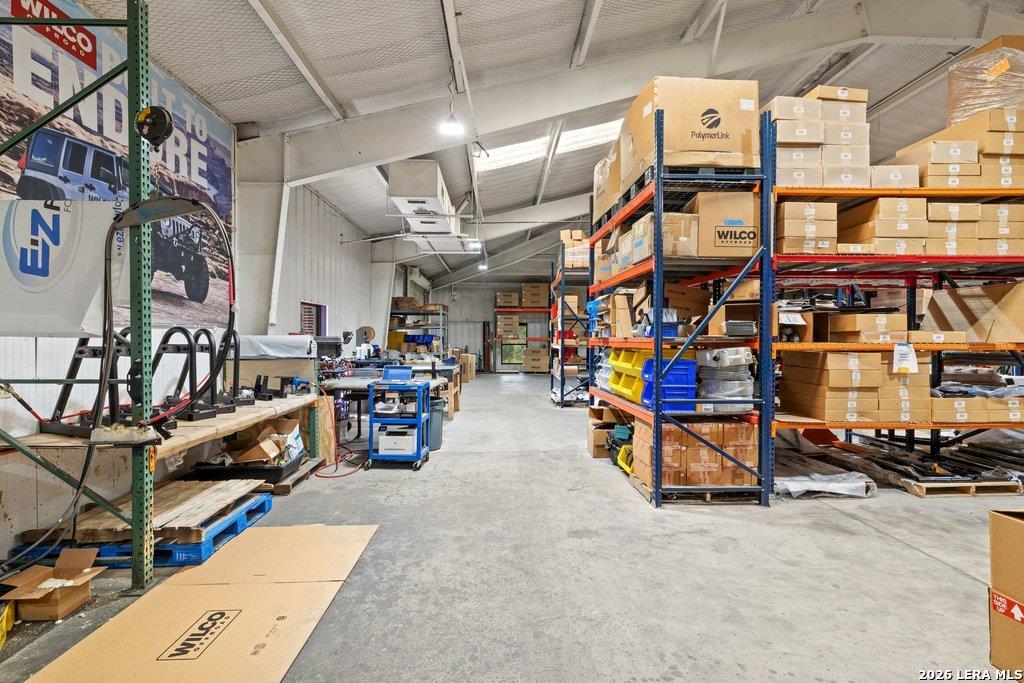main property photo 24