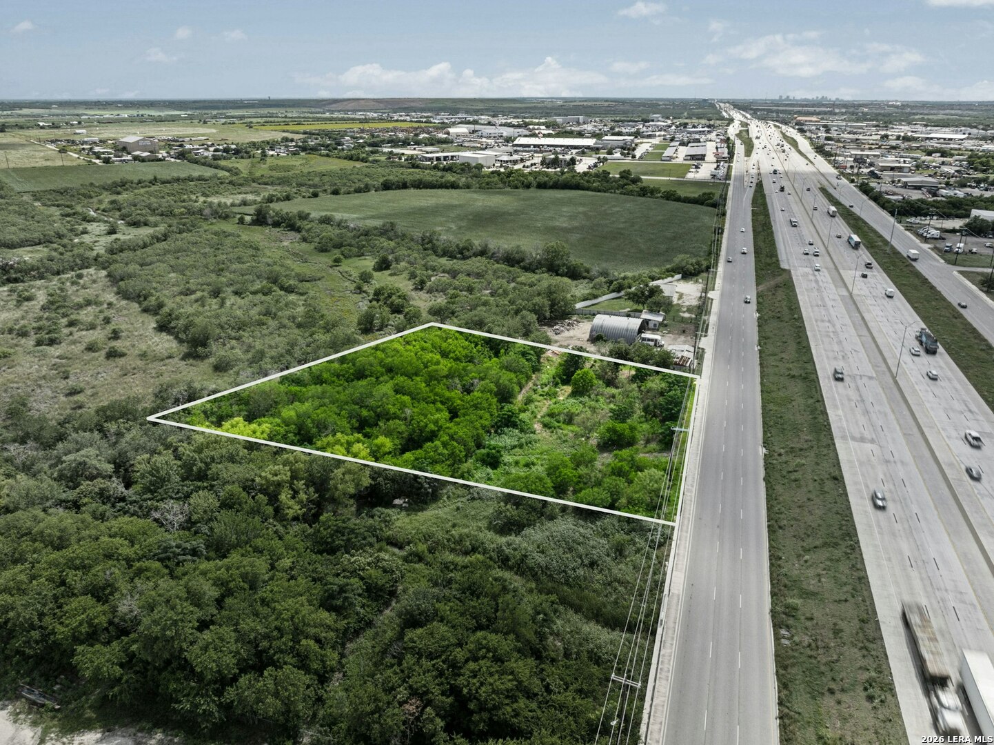 main property photo 9