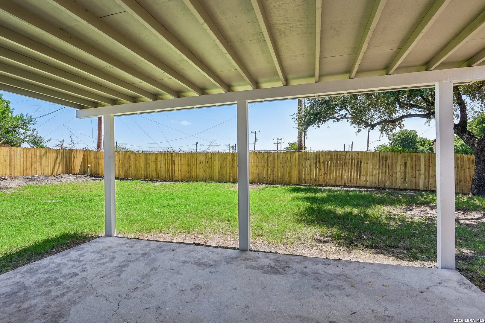 main property photo 23
