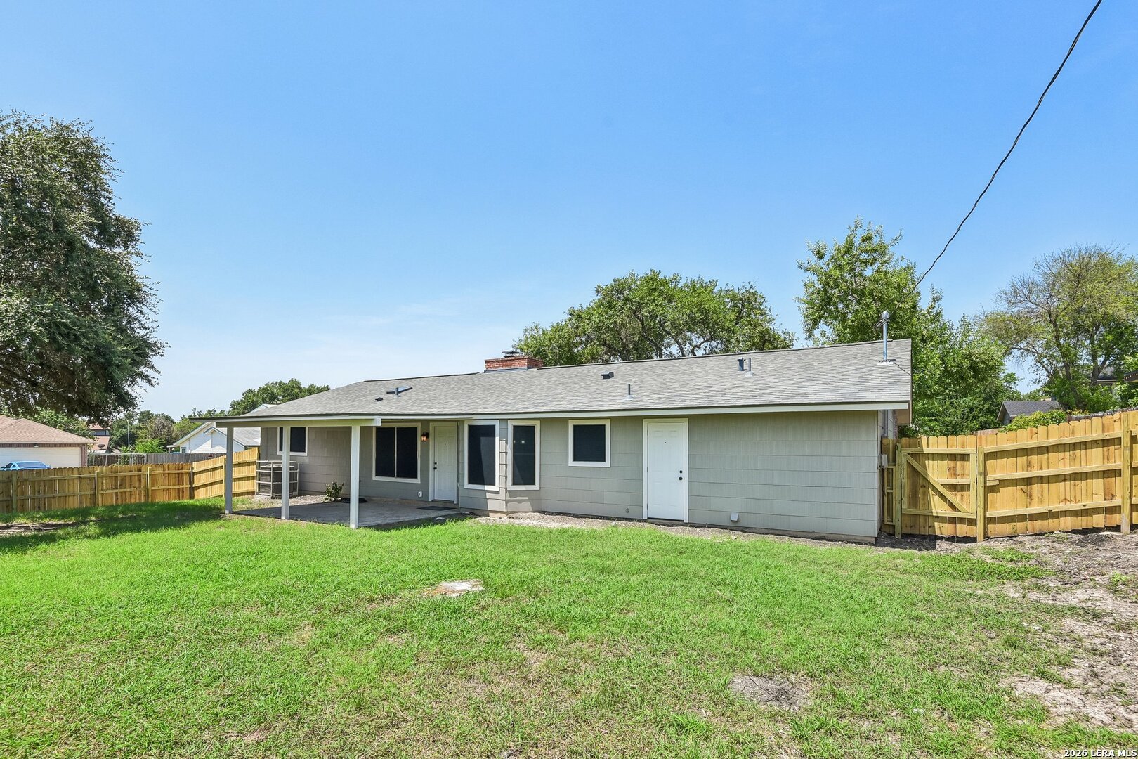 main property photo 25