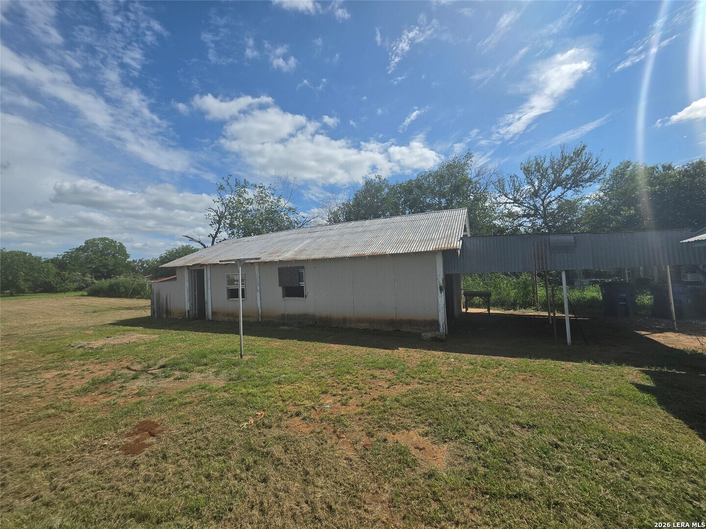 main property photo 24