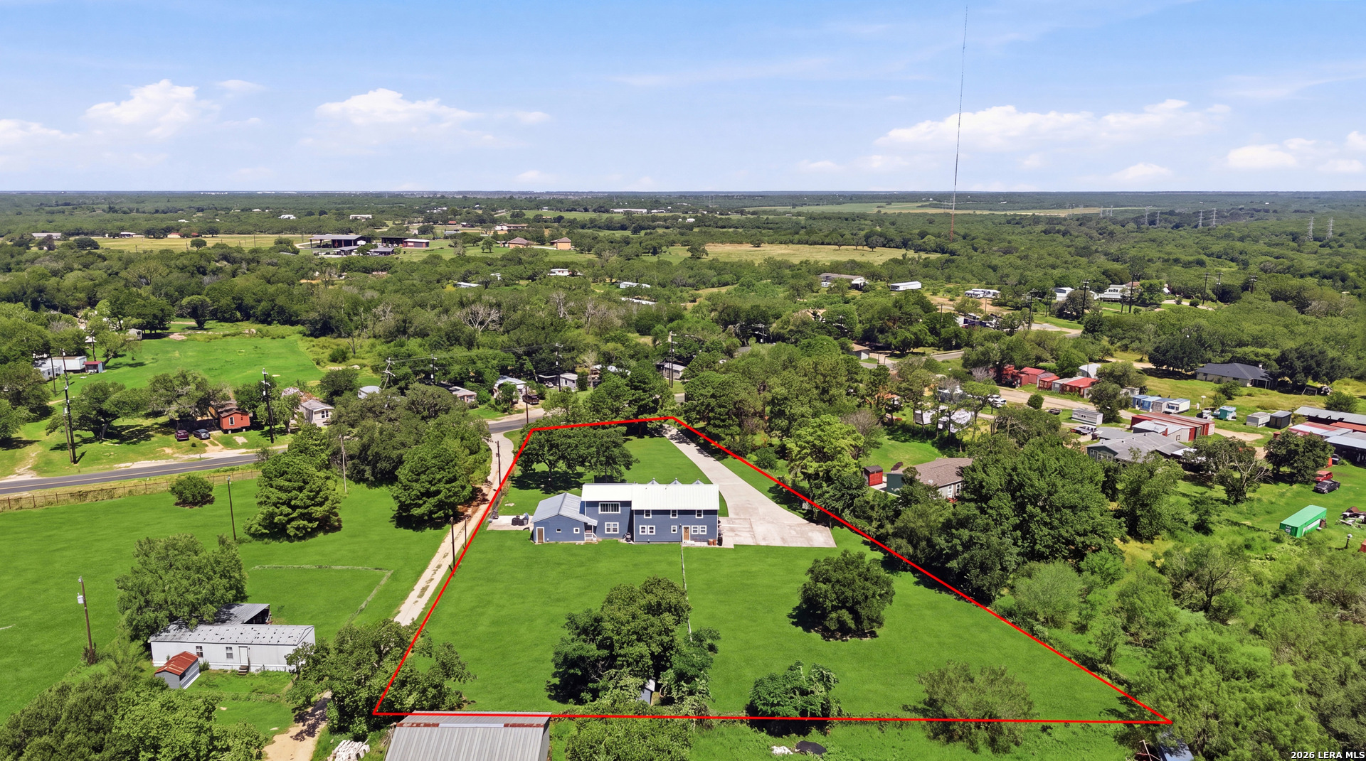 main property photo 31