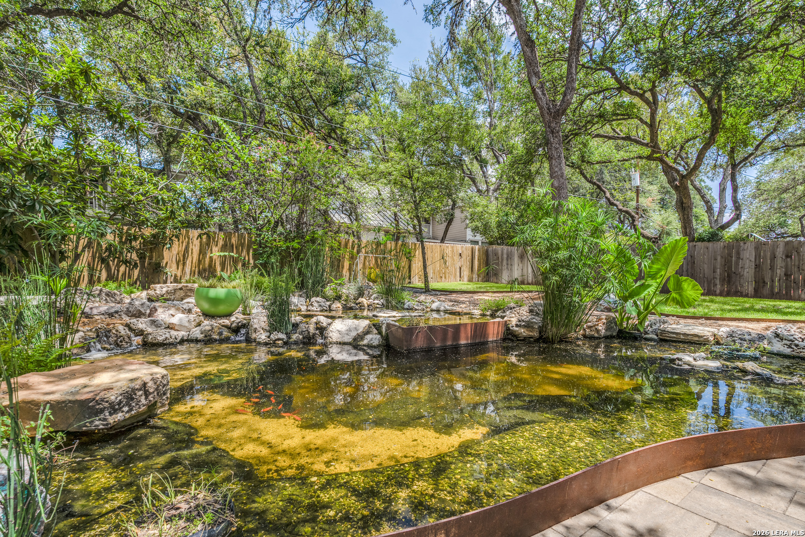 main property photo 17