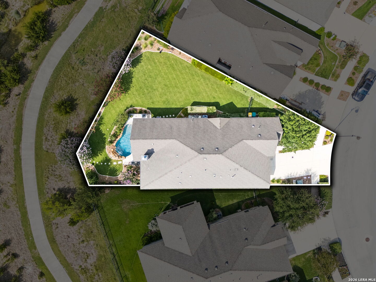 main property photo 42
