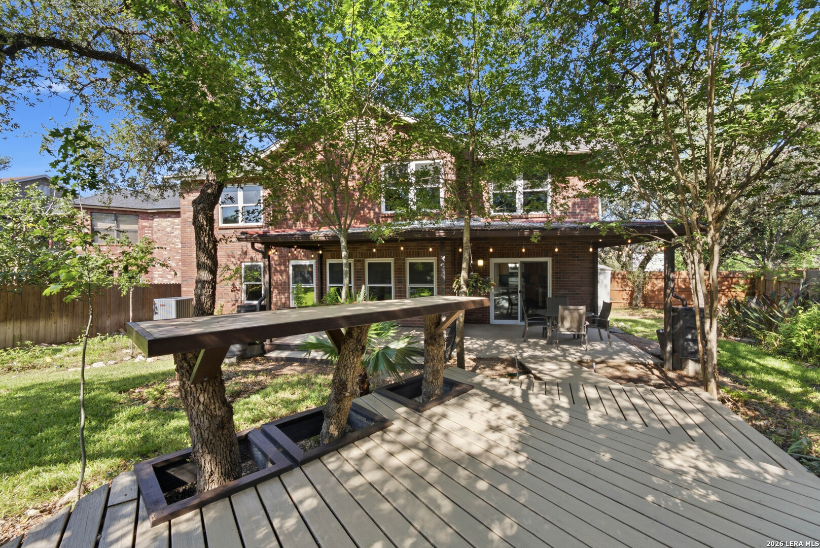 main property photo 17