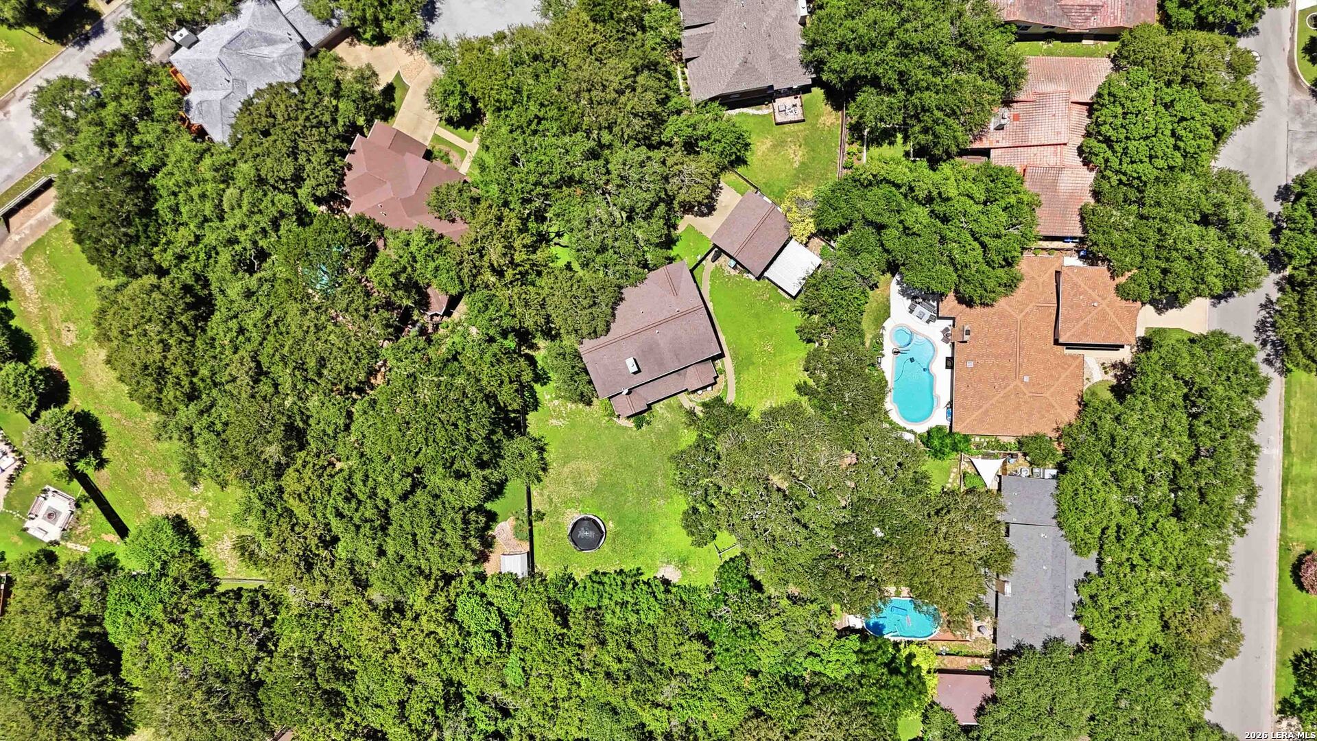 main property photo 47