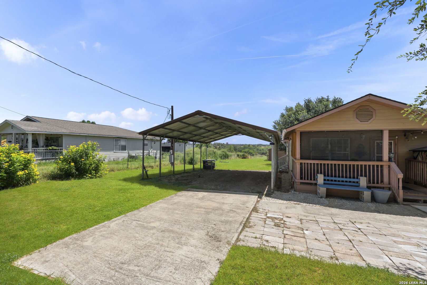main property photo 3