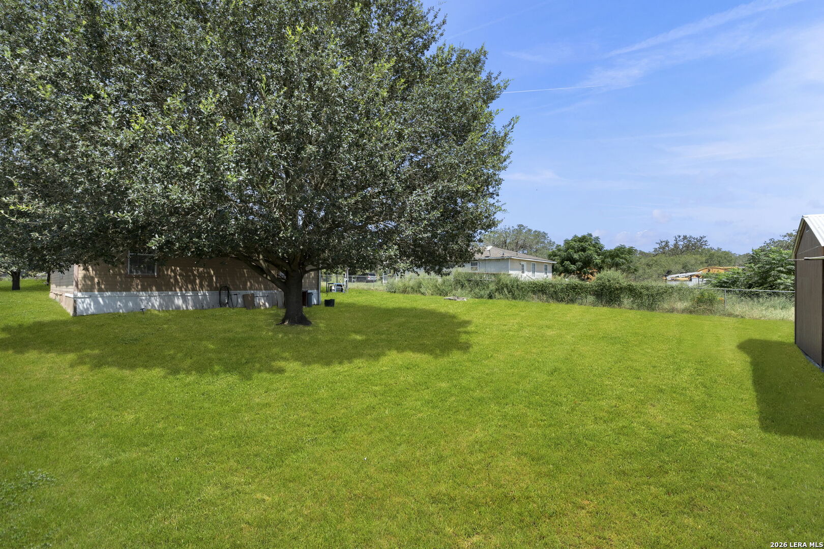 main property photo 30