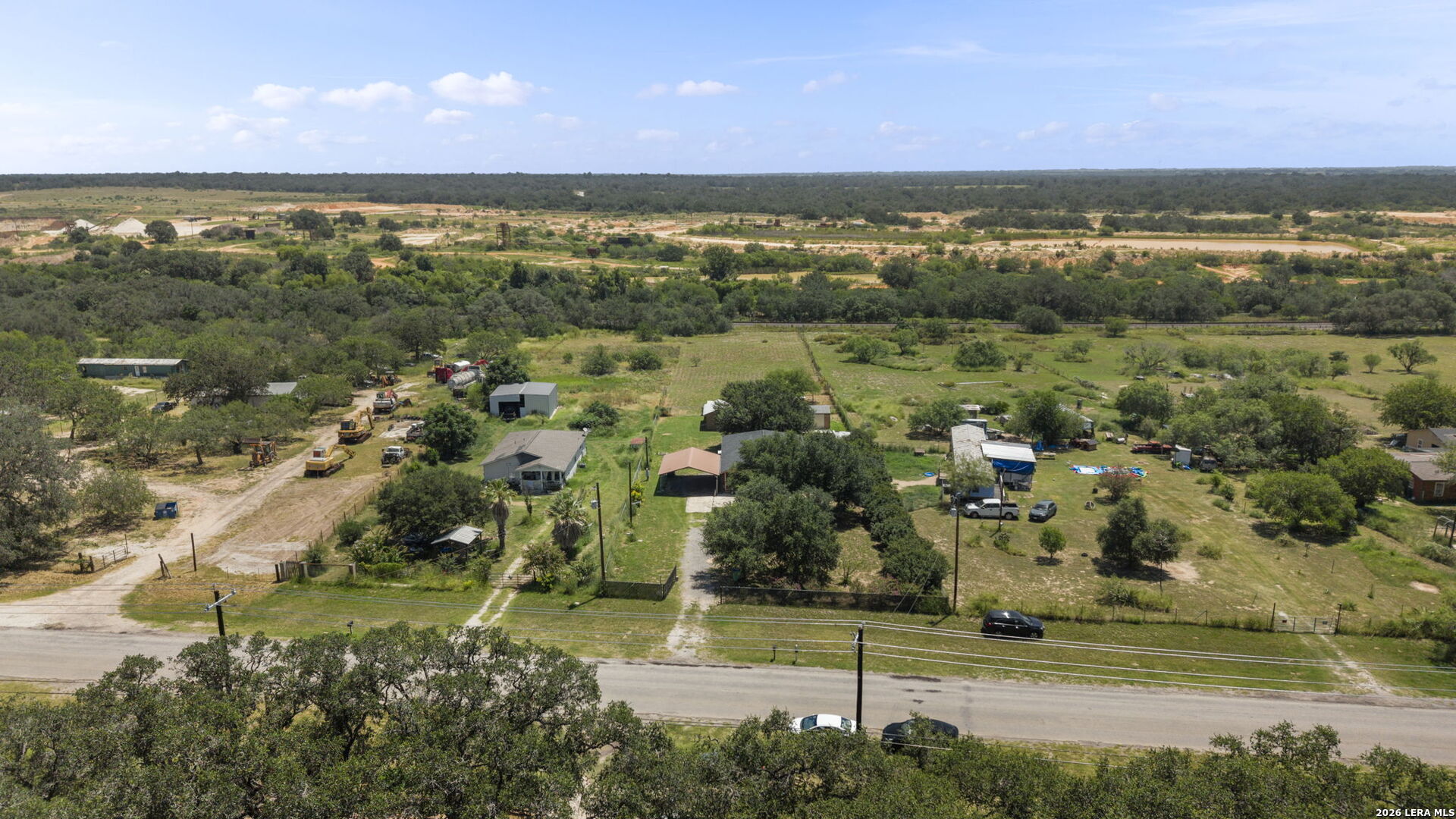 main property photo 33