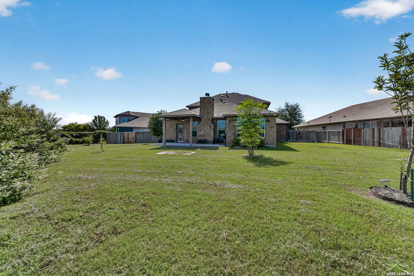 main property photo 21