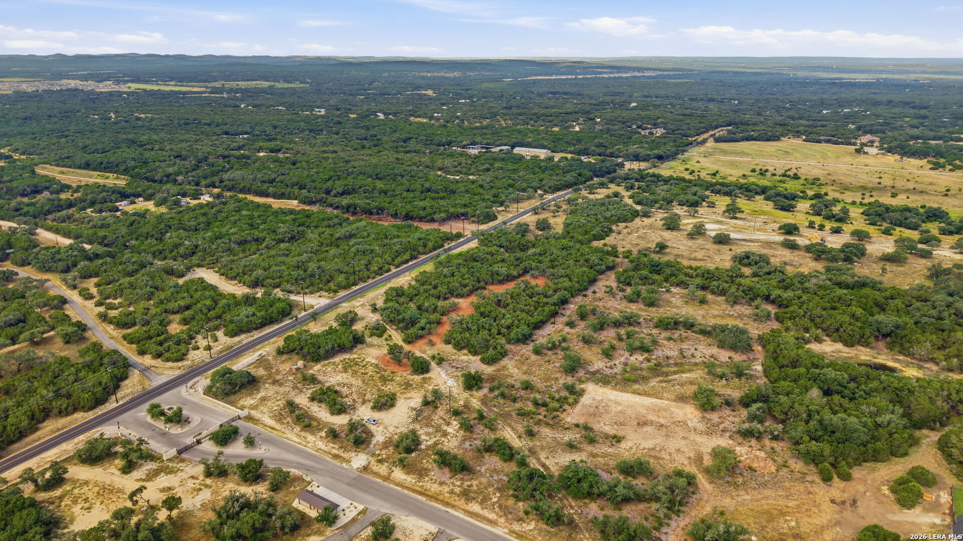 main property photo 14