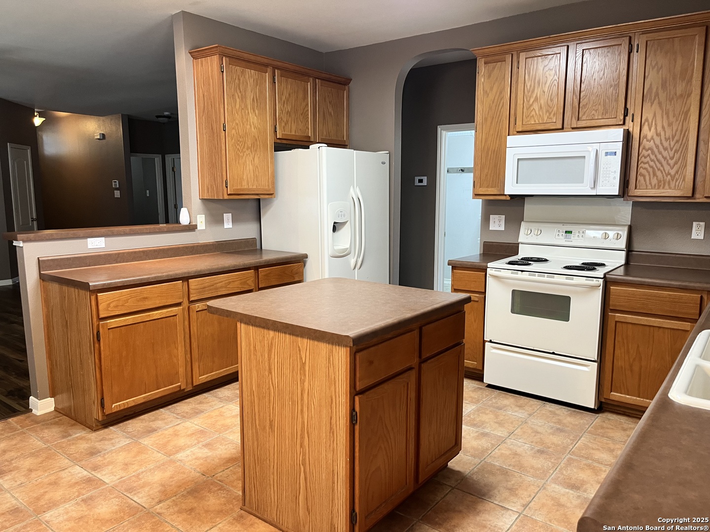 main property photo 14