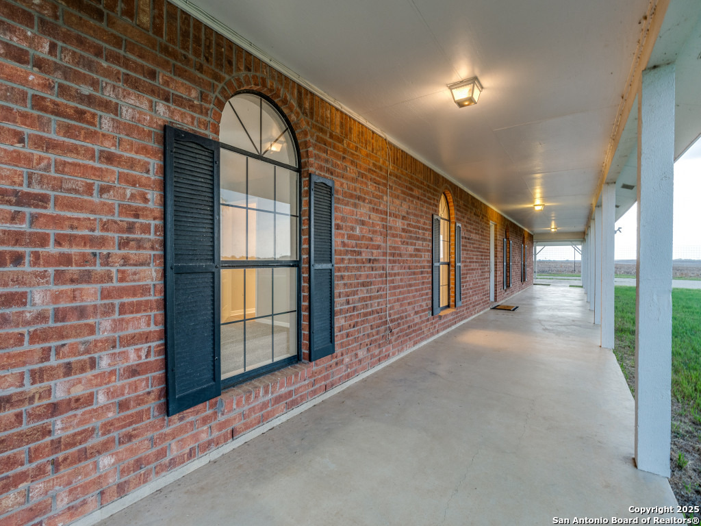 main property photo 11