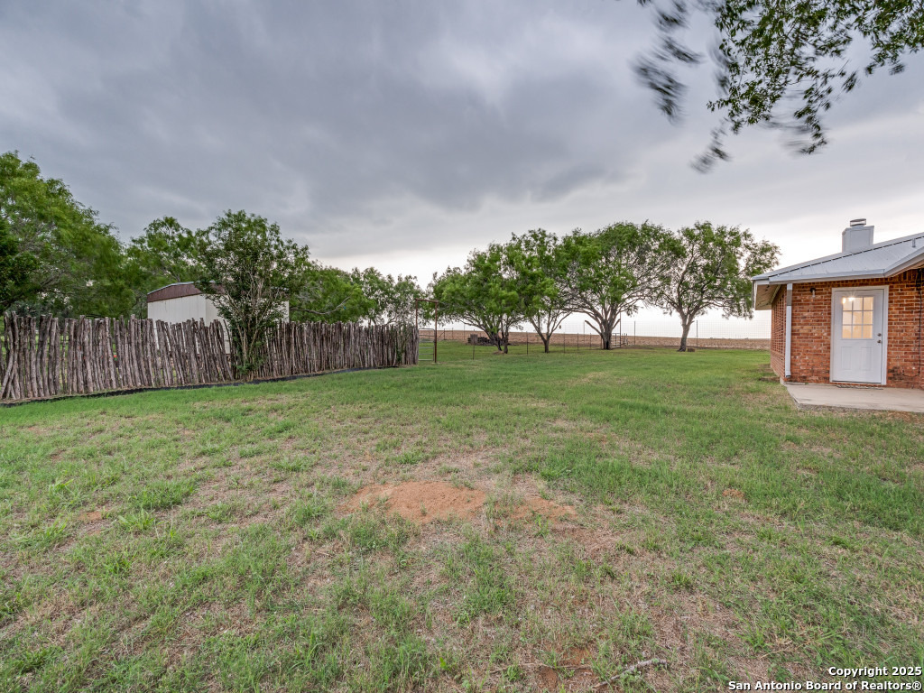 main property photo 23