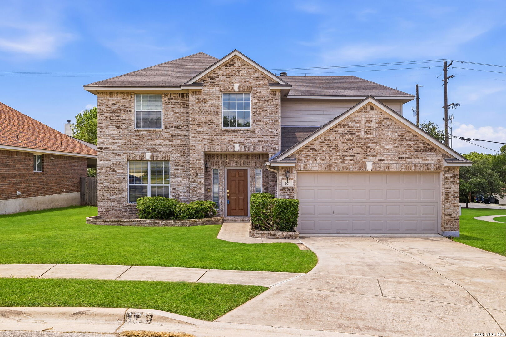 main property photo 0