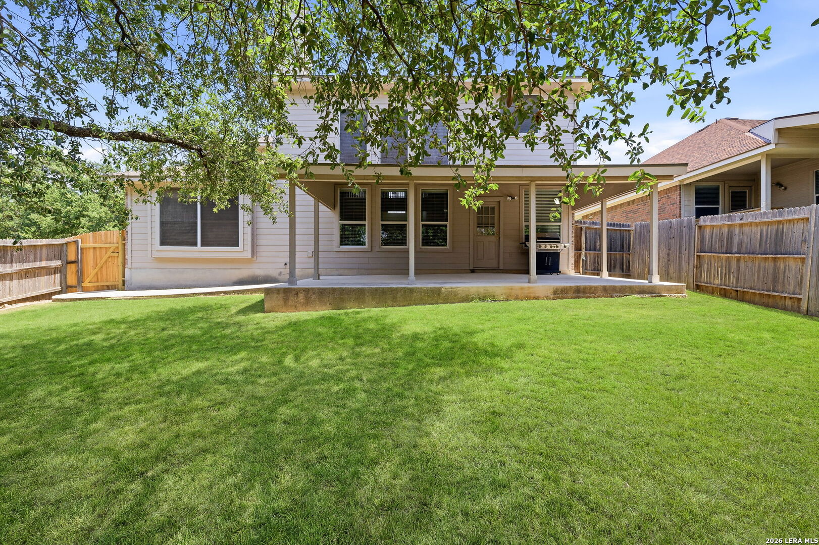 main property photo 32