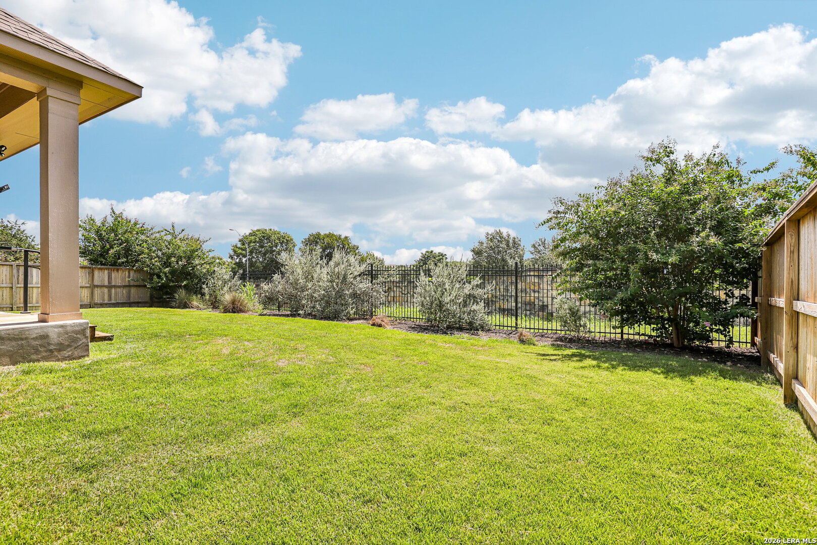 main property photo 41