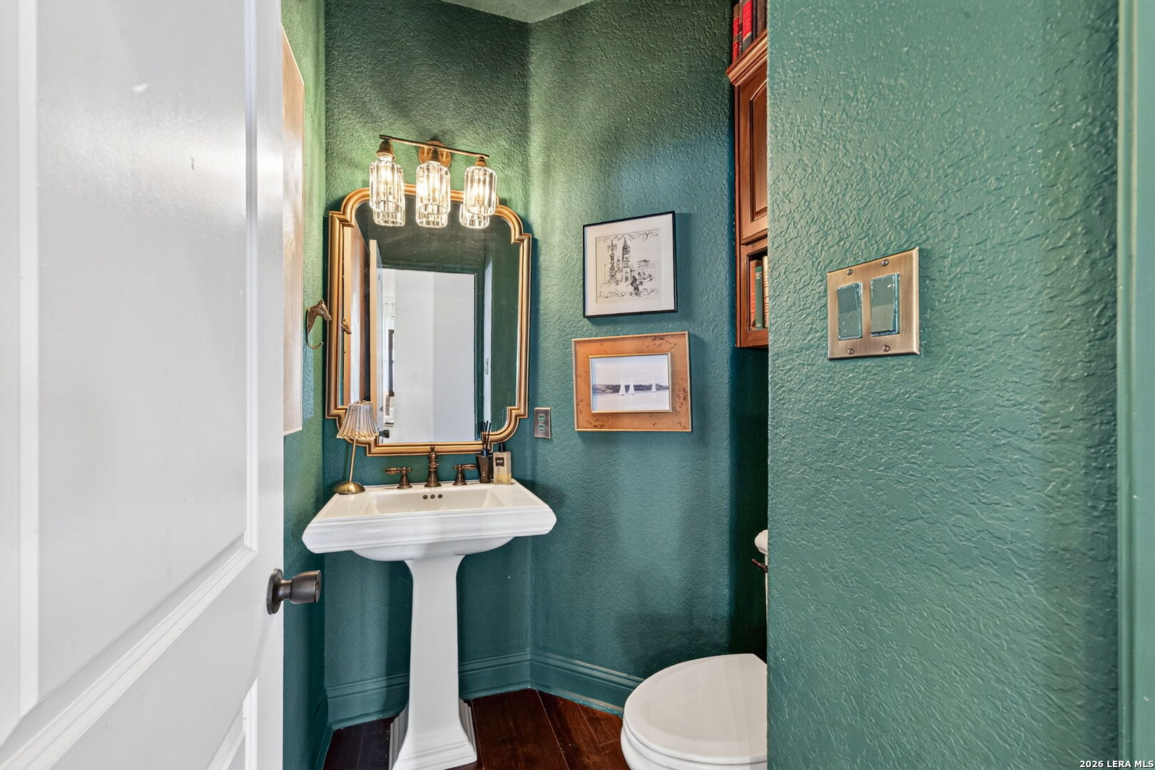 main property photo 14