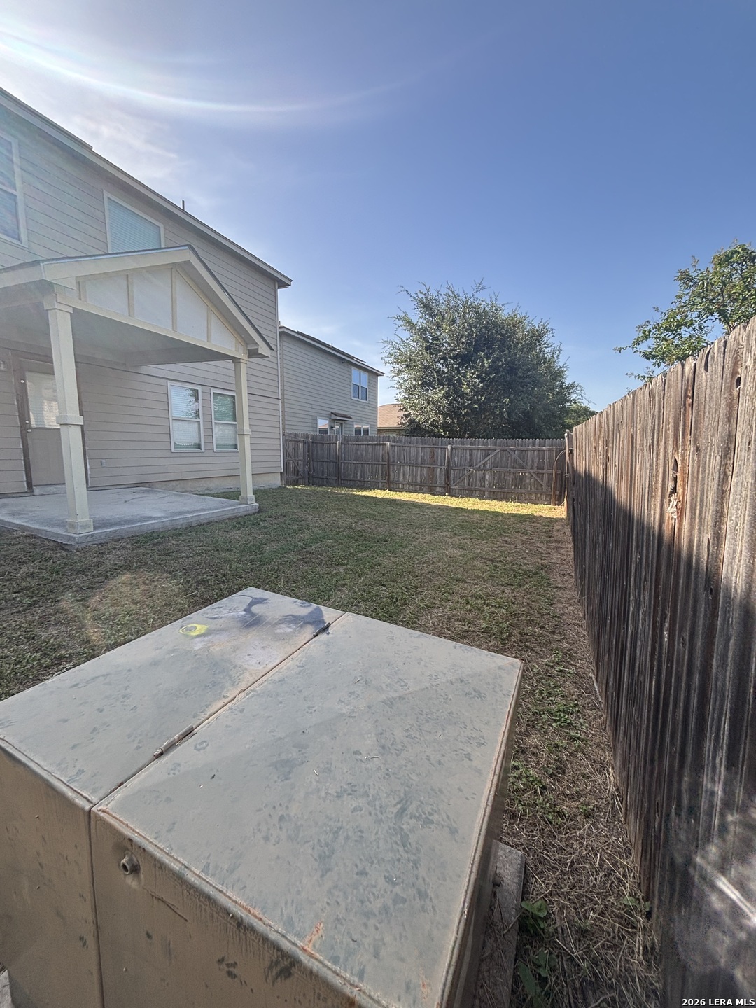 main property photo 27