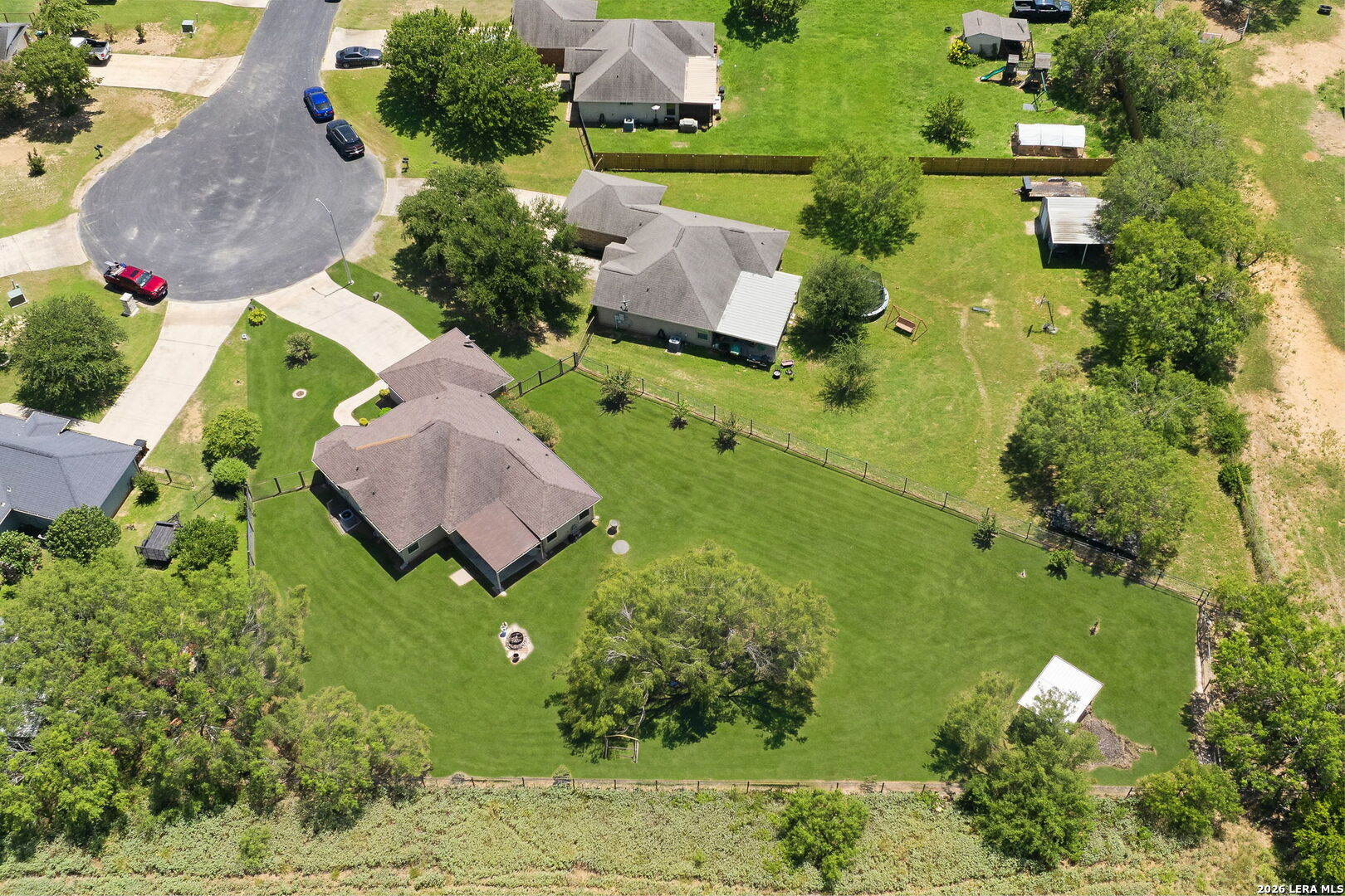 main property photo 29