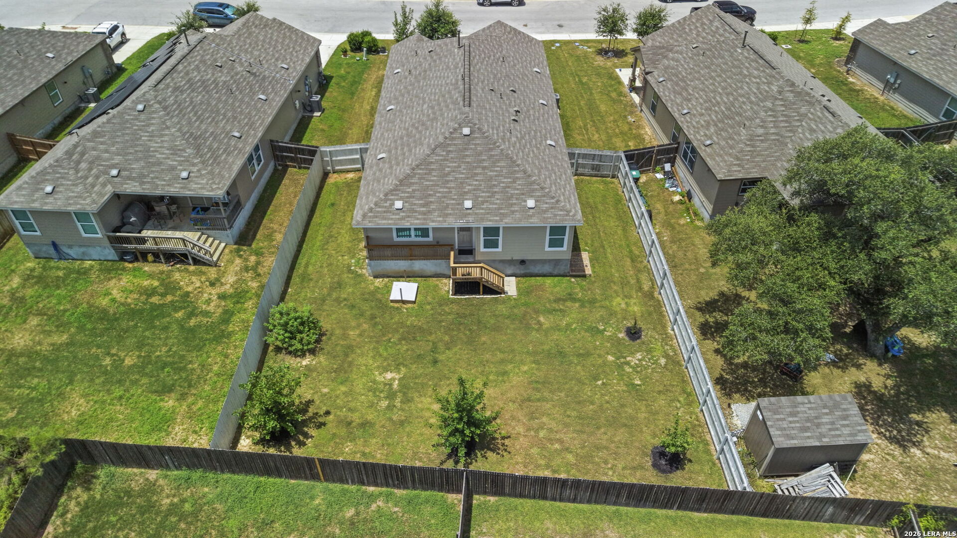 main property photo 39