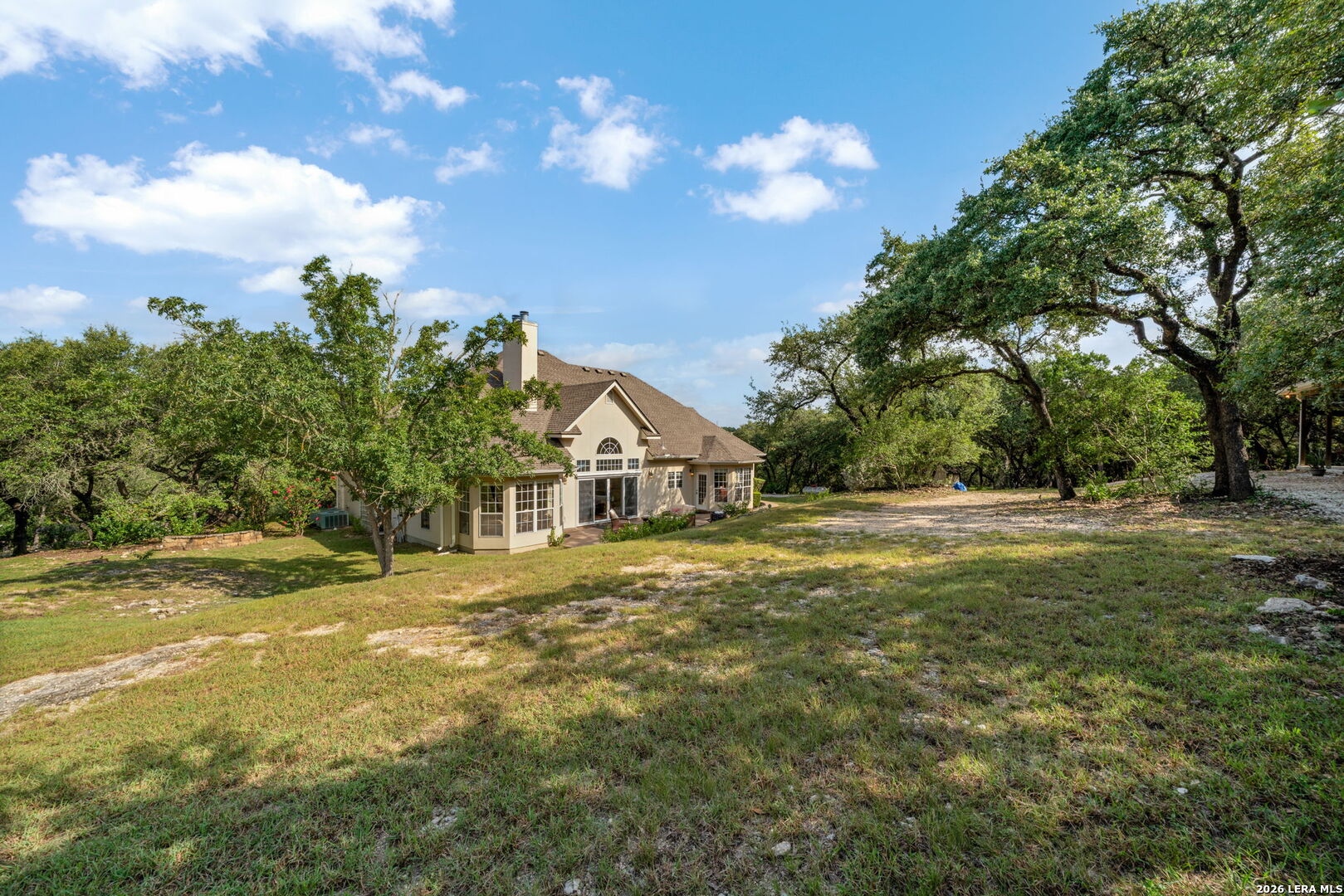main property photo 30