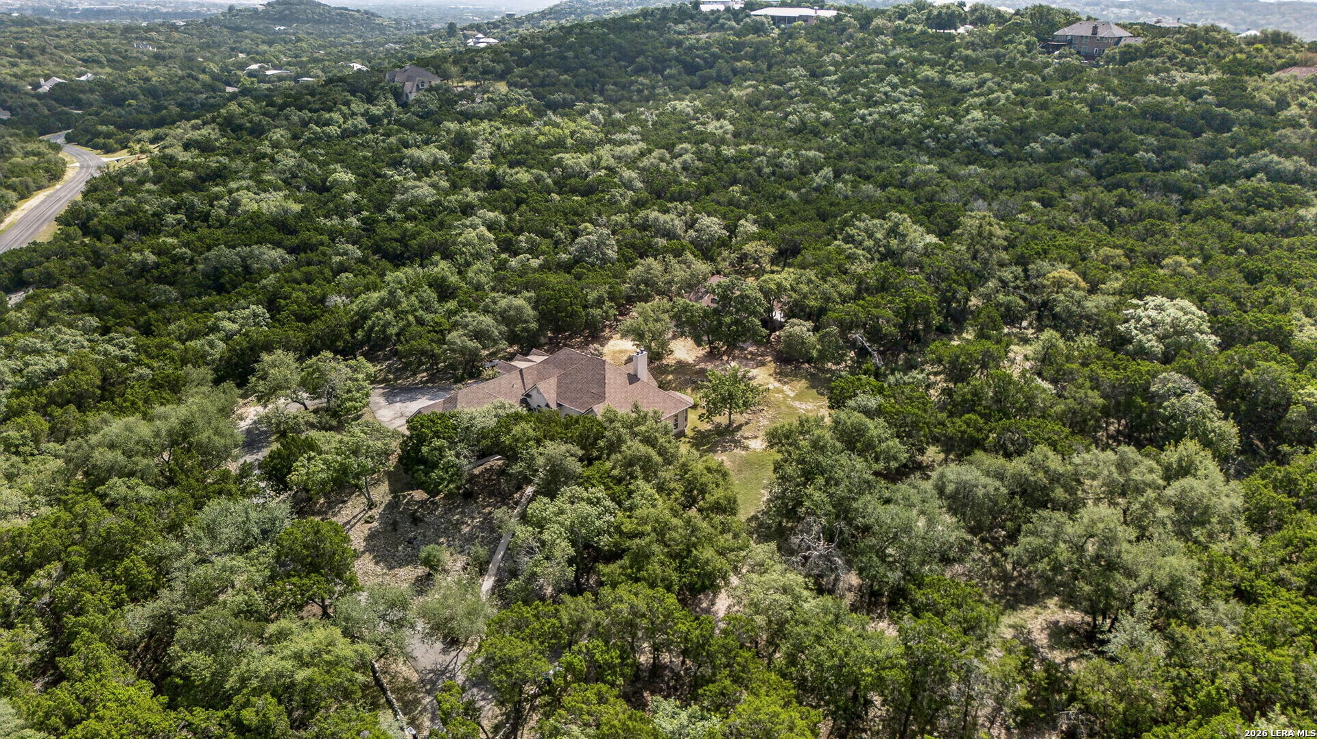 main property photo 32