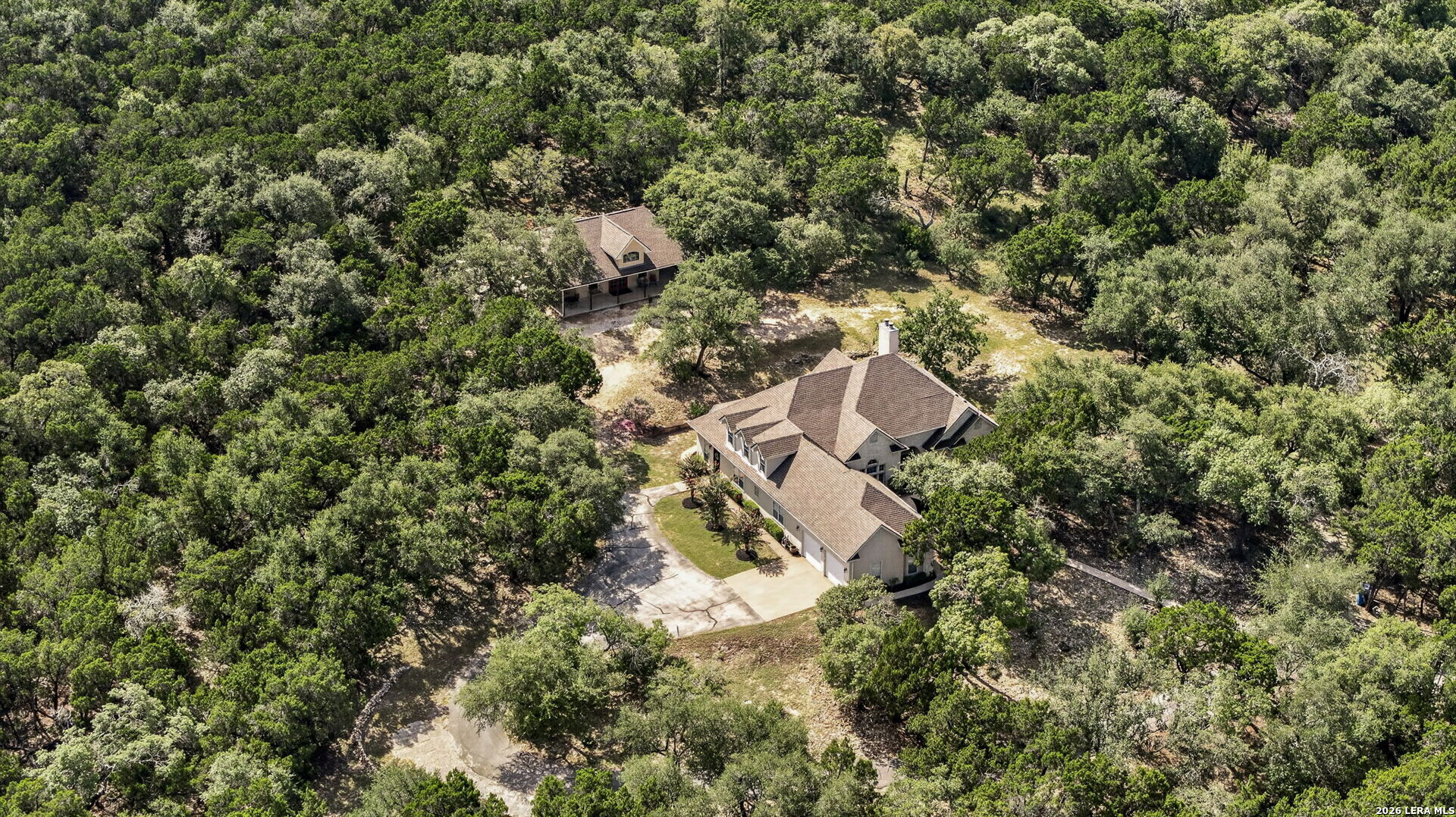 main property photo 37