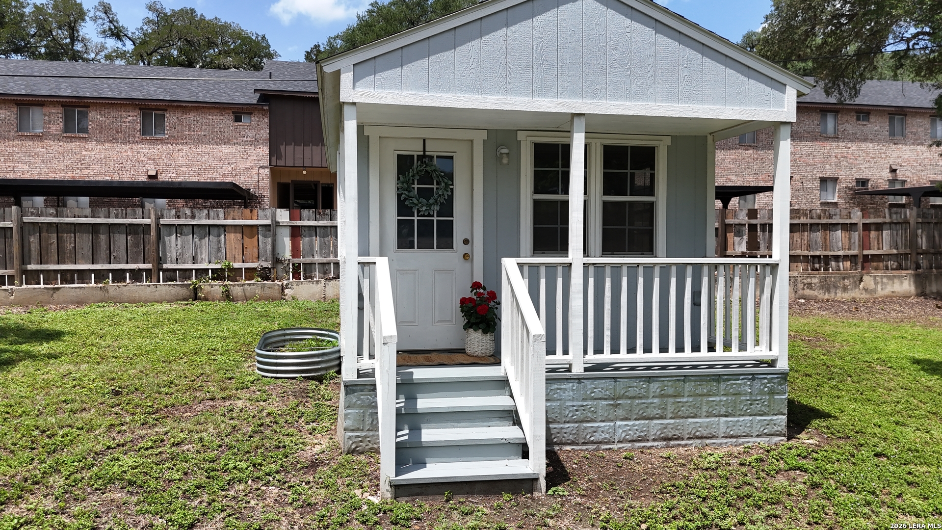 main property photo 21