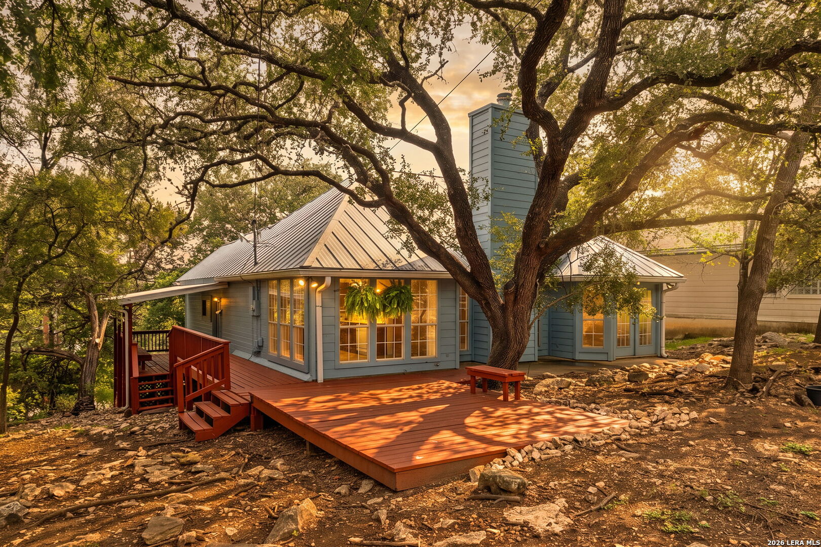 main property photo 17