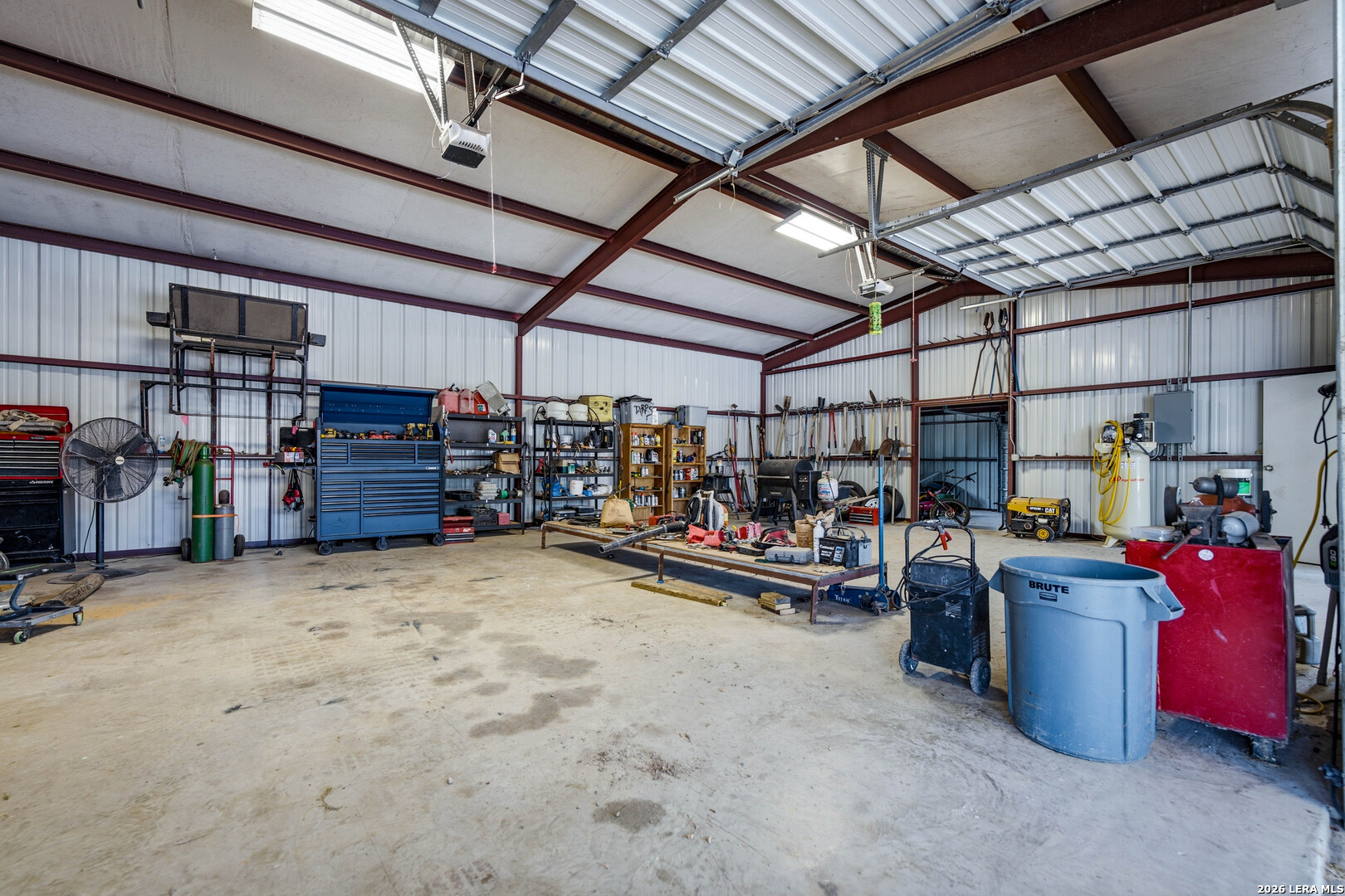 main property photo 24