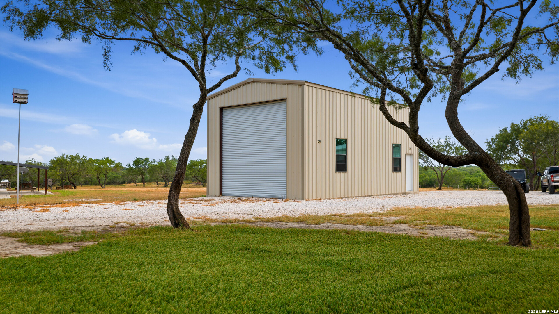main property photo 45