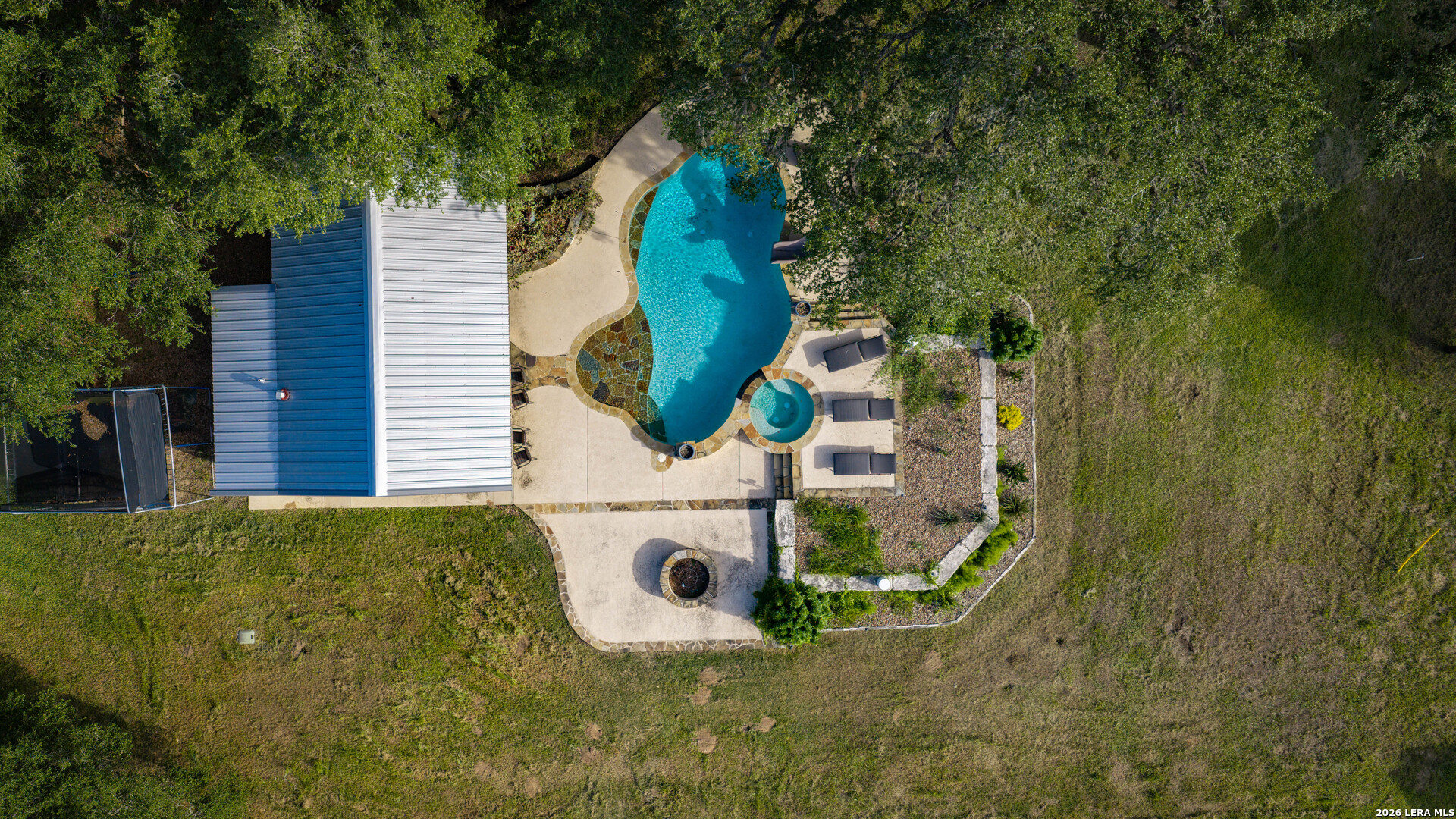 main property photo 47