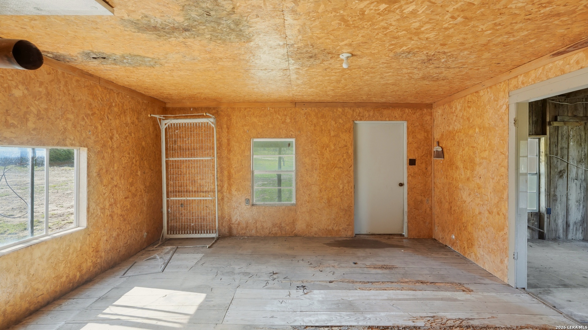 main property photo 59
