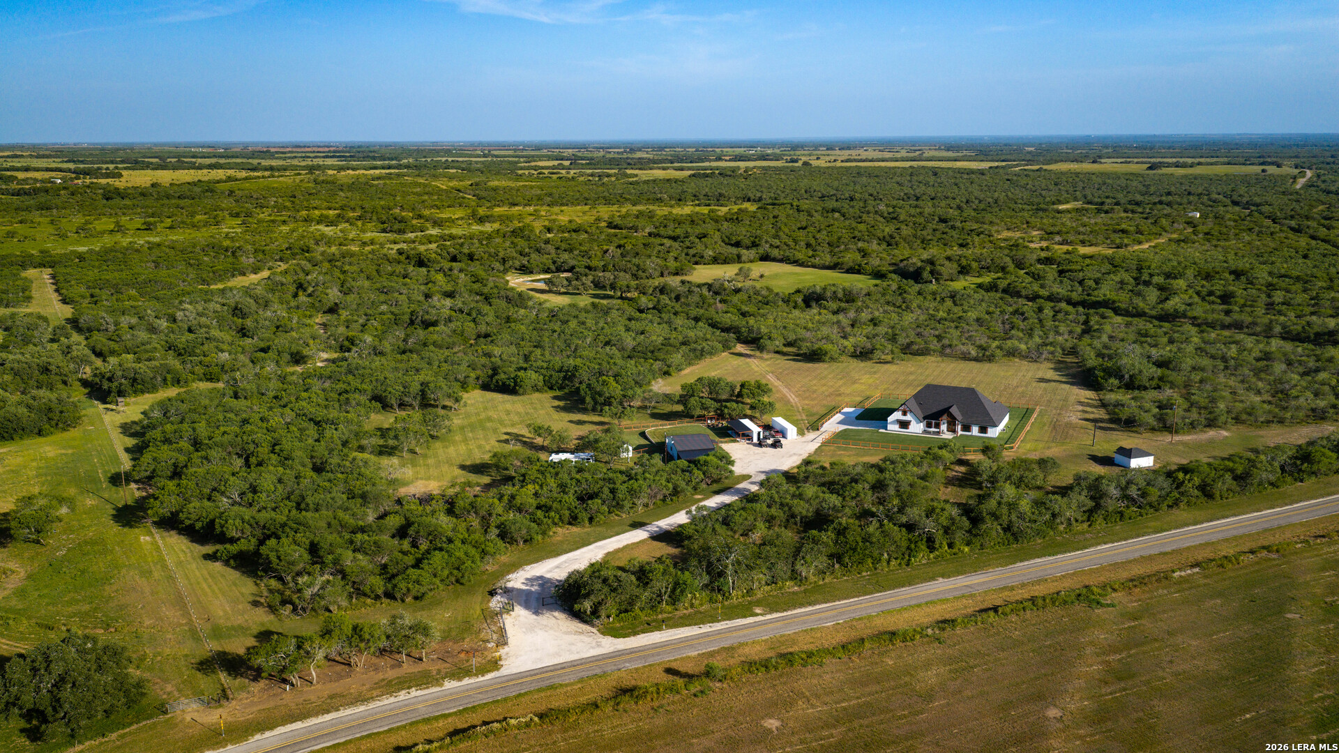 main property photo 30