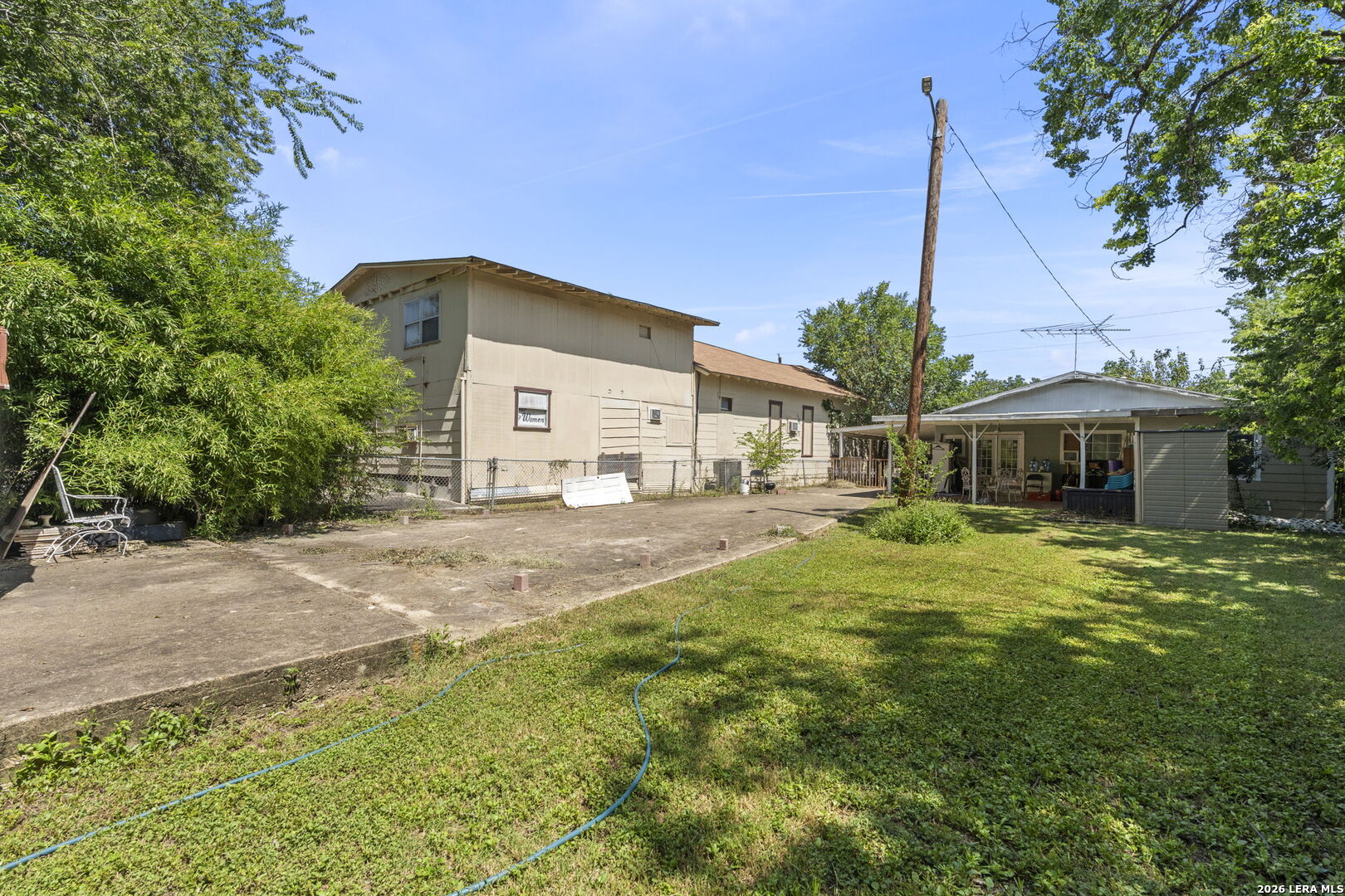 main property photo 20