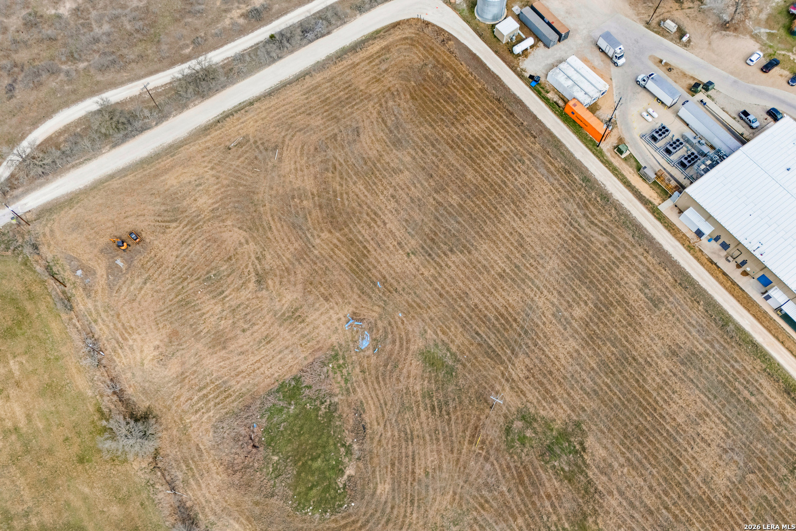 main property photo 13