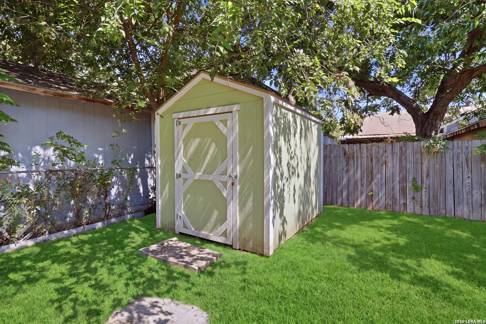 main property photo 19