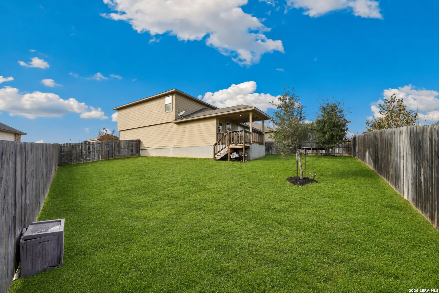 main property photo 30