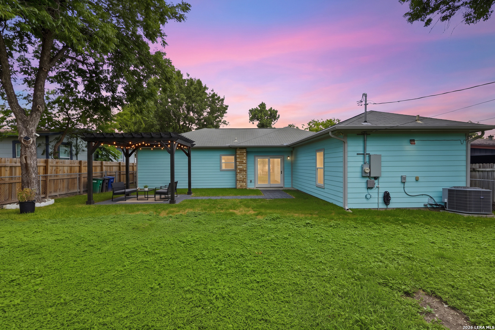 main property photo 26