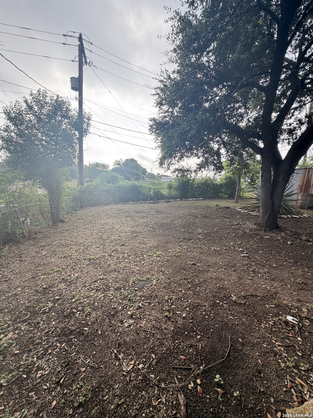 main property photo 20